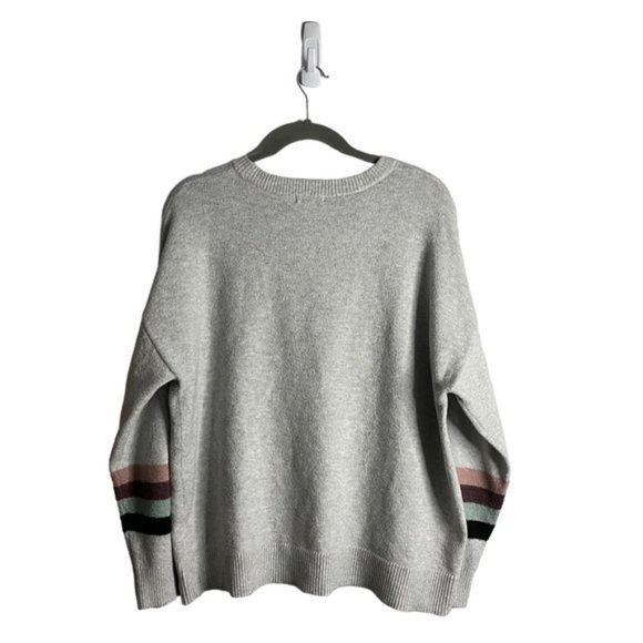 Reitmans Women's Light Heather Gray Weekend Crew Neck Sweater - Picture 8 of 8